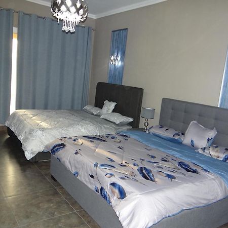 Huge Entire Apartment For Couples ,Families & Groups -Up To 5 Guests- With Free Pool, Steam & Sauna ,Jvc,Dubaj Zewnętrze zdjęcie