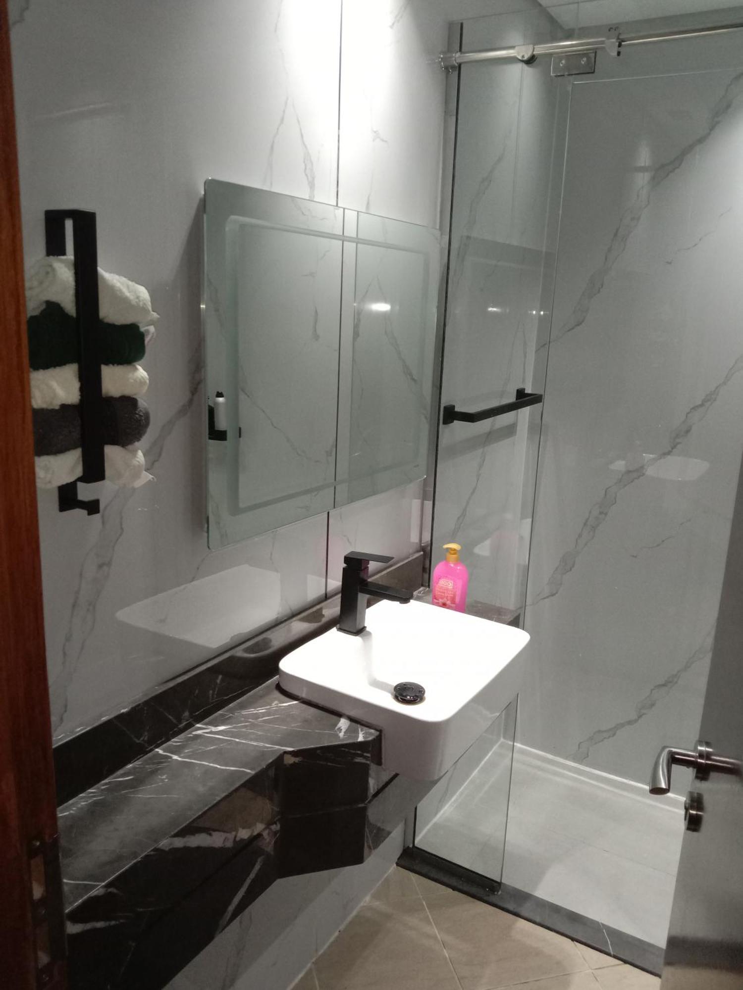 Huge Entire Apartment For Couples ,Families & Groups -Up To 5 Guests- With Free Pool, Steam & Sauna ,Jvc,Dubaj Zewnętrze zdjęcie